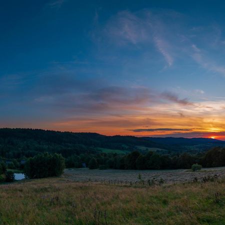 Rezydencja Bukowy Dwor Czarna  Exterior foto